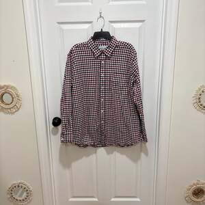 Saddlebred Men's Classic Fit Plaid Button Down Shirt XL Red and Blue Gingham
